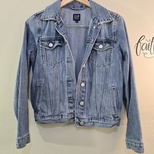 GAP Denim Jacket – Size XS – Classic Blue Jean Jacket